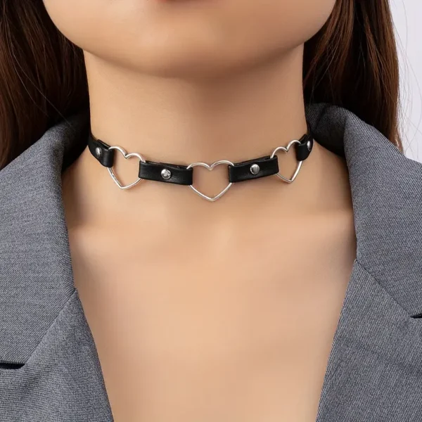 Choker de corazones